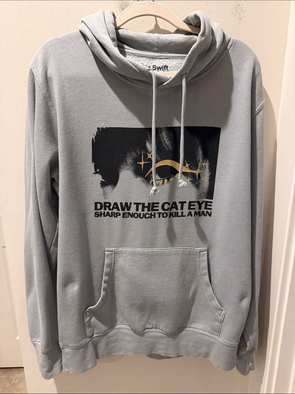 Taylor Swift Midnights Light Gray “ Draw The Cat Eye” Graphic Hoodie size Medium